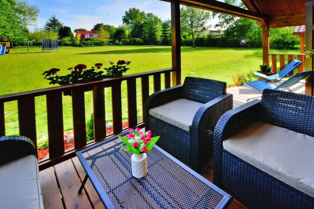 Holiday Homes, Устроне Морске Екстериор снимка