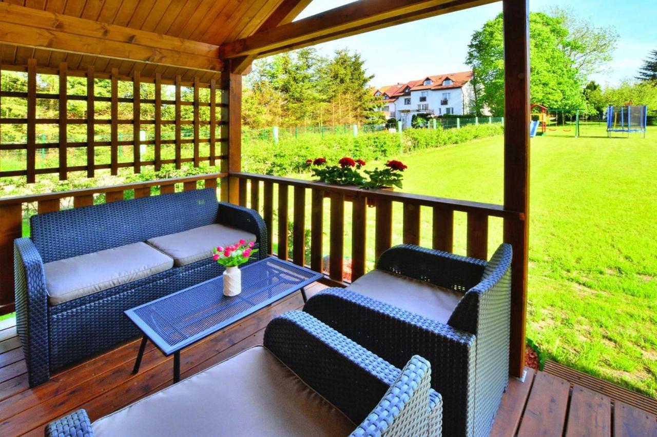 Holiday Homes, Устроне Морске Екстериор снимка