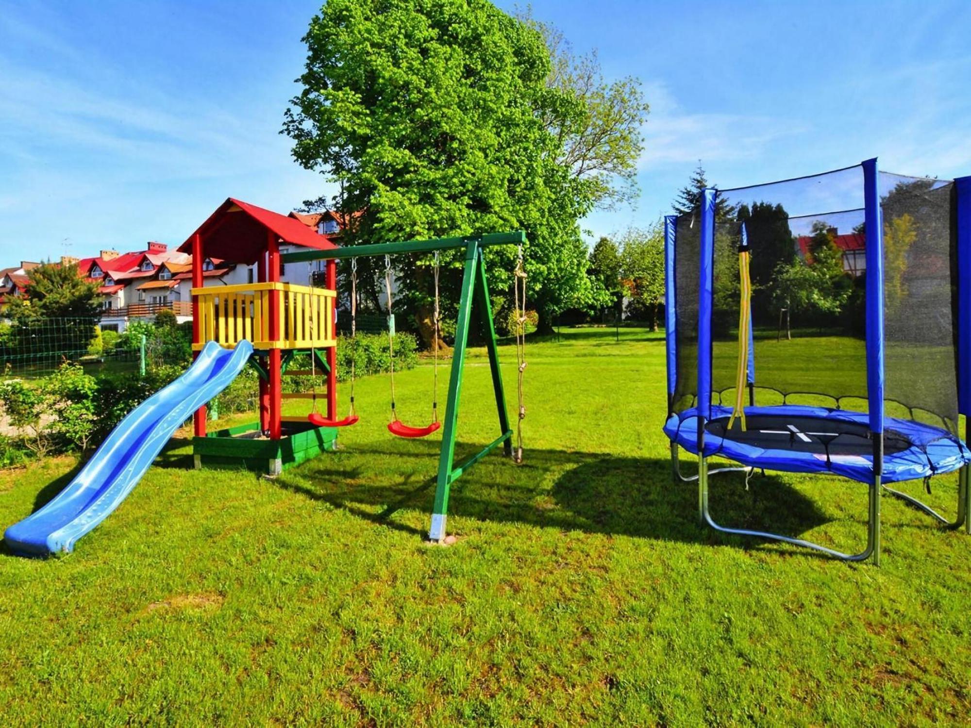 Holiday Homes, Устроне Морске Екстериор снимка